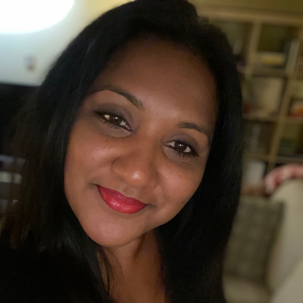 Meet your Posher, Kareen